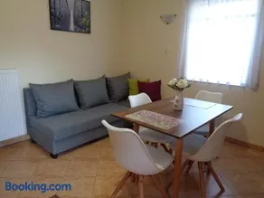 Napsugár Vendégház - Image 3