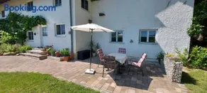 84qm Ferienwohnung mit Garten und Terrasse in ruhiger Lage - Image 5