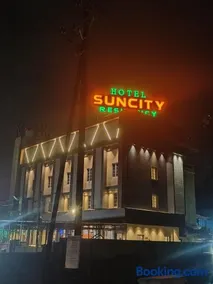 Hotel Suncity Residency - Image 1