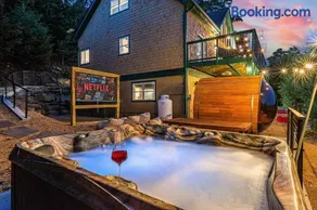 Mtn Views! Hot Tub, Sauna, Game Room, Sleeps 15 - Image 2