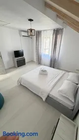 Casa Blanca - Image 4
