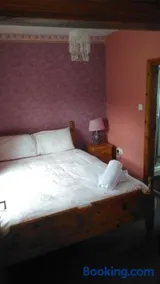 Thorntons Cottage - Image 2