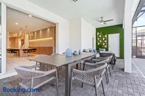Game Room, Themes, View of Fireworks, Dogs OK - Image 4