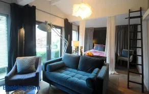 The Cabin - Image 4
