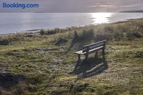 Beautiful Holiday Home In The First Row By The Sea With Panoramic Views - Image 2
