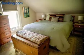 The Artists' House Getaway - Image 4