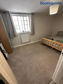 Daisy cottage - Image 2