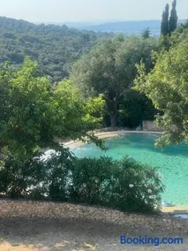 La villa proche Uzès avec piscine Lagon et vue époustouflante sur la garrigue - Image 1