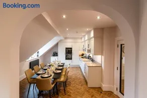 Hearthside Park Road - Image 4