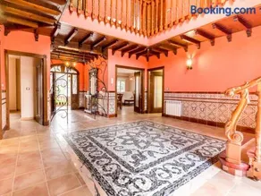 Casa rosa del romeral - Image 1
