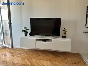 T-star, 2-bedroom apartment with magnificent beach view - Image 2