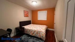 Affordable Downtown Private Rooms - Image 3