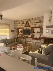 Delale Villa - Image 4
