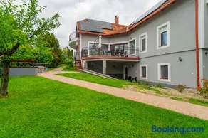 Kamilla Villa - Image 1