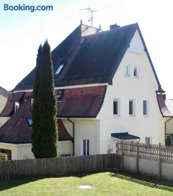 Villa Sonnenschein im Zentrum Bad Stebens nahe der Therme - Image 1