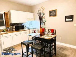 Cozy 3BR Getaway in Conway PA - Image 2