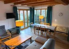 Familienfreundliches wunderschönes Ferienhaus mit Terrasse und Grill - Image 1