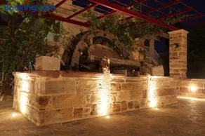 Avgerinos Hotel - Image 2