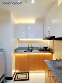 Velvet Accommodation PH Manhattan Heights - Image 3