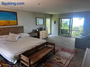 Luxury Beach House & Pool in Dunes National Park - Image 2