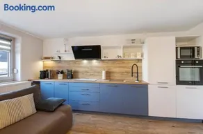 Spettacolare appartamento adatto alle famiglie con giardino, terrazza e barbecue | Vista sul giardino - Image 3