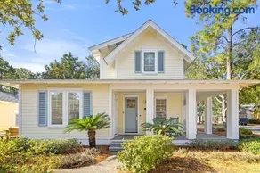 1381 Laurel Grove Home - Image 3