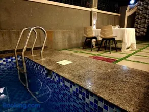 Twilight Stays ll3BHK Villa ll Swimming Pool ll AC ll BBQ - Image 4