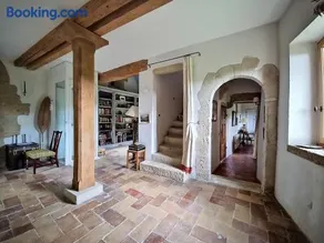 Maison féodale mordernisée - Image 2