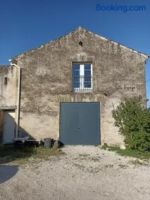La Grange - Image 1