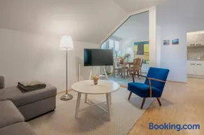Rooftop Apartment, Exclusive City and Mountain View - Image 1