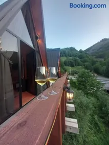 Shtëpizat Suka Mkushit - Image 1