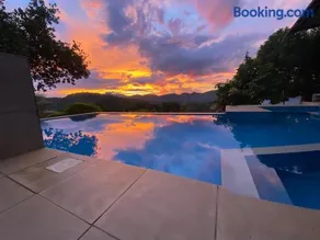 Hotel H2O - Image 2