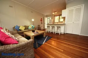 Little Bay Cottage - 8 East Street South West R - Image 3