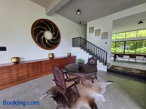 Bethany Hills - Image 4