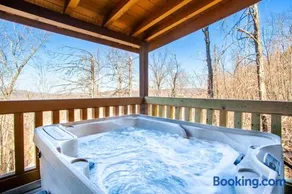 Whisk-A-Way - Hot Tub, Pool Table & Jacuzzi! - Image 1