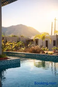 Arch Manor-Aravali View Luxury Villa by Aarvaya - Image 2