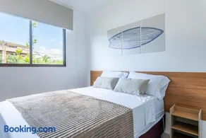 Flat Muro Alto Térreo Premium, Pé na Areia - Image 3