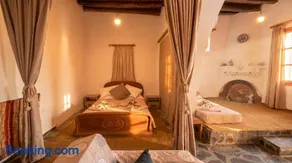 Floral House in Lindos - Image 3