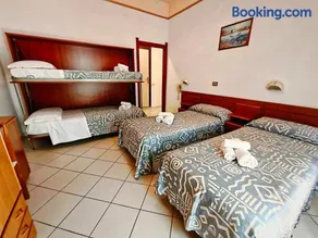 Hotel Trio d'Oro - Image 2