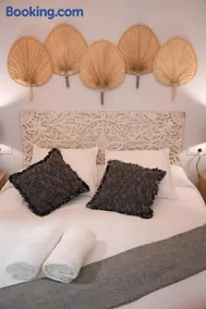 Apartamento Alma Sevilla - Image 4