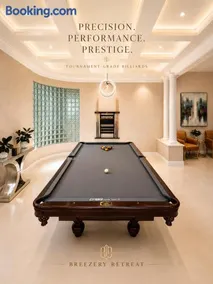 Breezery Retreat - 8 Min to Airport - Indoor Pool Sauna Wellness Billiards Sports Court - Image 2