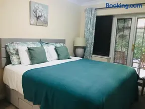 The Garden Suite - Image 4