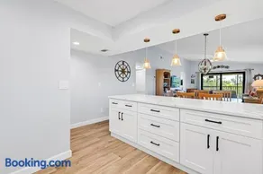 Sandpiper Beach 506 - Image 1
