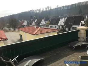 Einliegerwohnung 2 mit Garage - Image 3