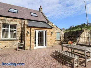 Sunday Cottage - Image 1