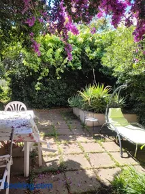QUIET HOUSE GARDEN NAPLES-POMPEI-SORRENTO - Image 1