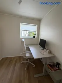 Central and modern apartment - Image 4