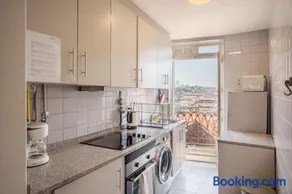 Shining View Apartments - Image 5