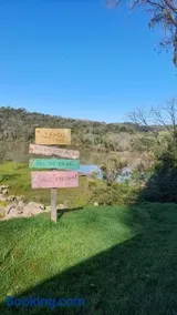 Casa rústica às margens do lago - Image 5
