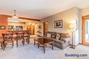 Riverbend Lodge 120 by Great Western Lodging - Image 2
